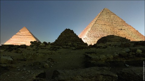 pyramid-illegaly-took-pictures07jpg