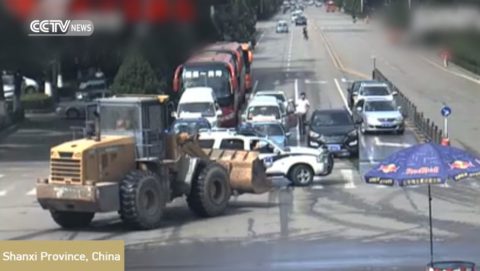 bulldozer-driver-road-rage-rampage02